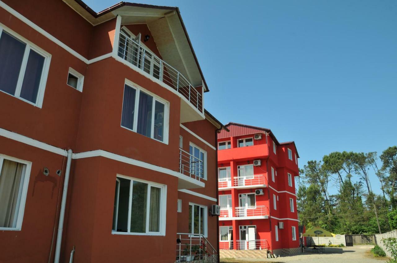Giomari Hotell Ureki Exteriör bild